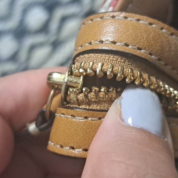 COACH WOOL/LEATHER PLAID SHOULDER BAG - Picture 14 of 17